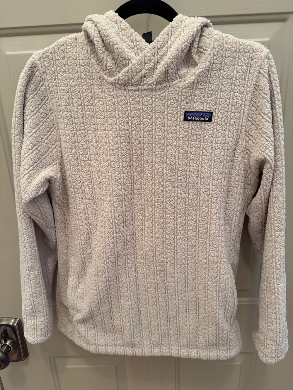 Patagonia Women's Cream Hooded Fleece Sweater